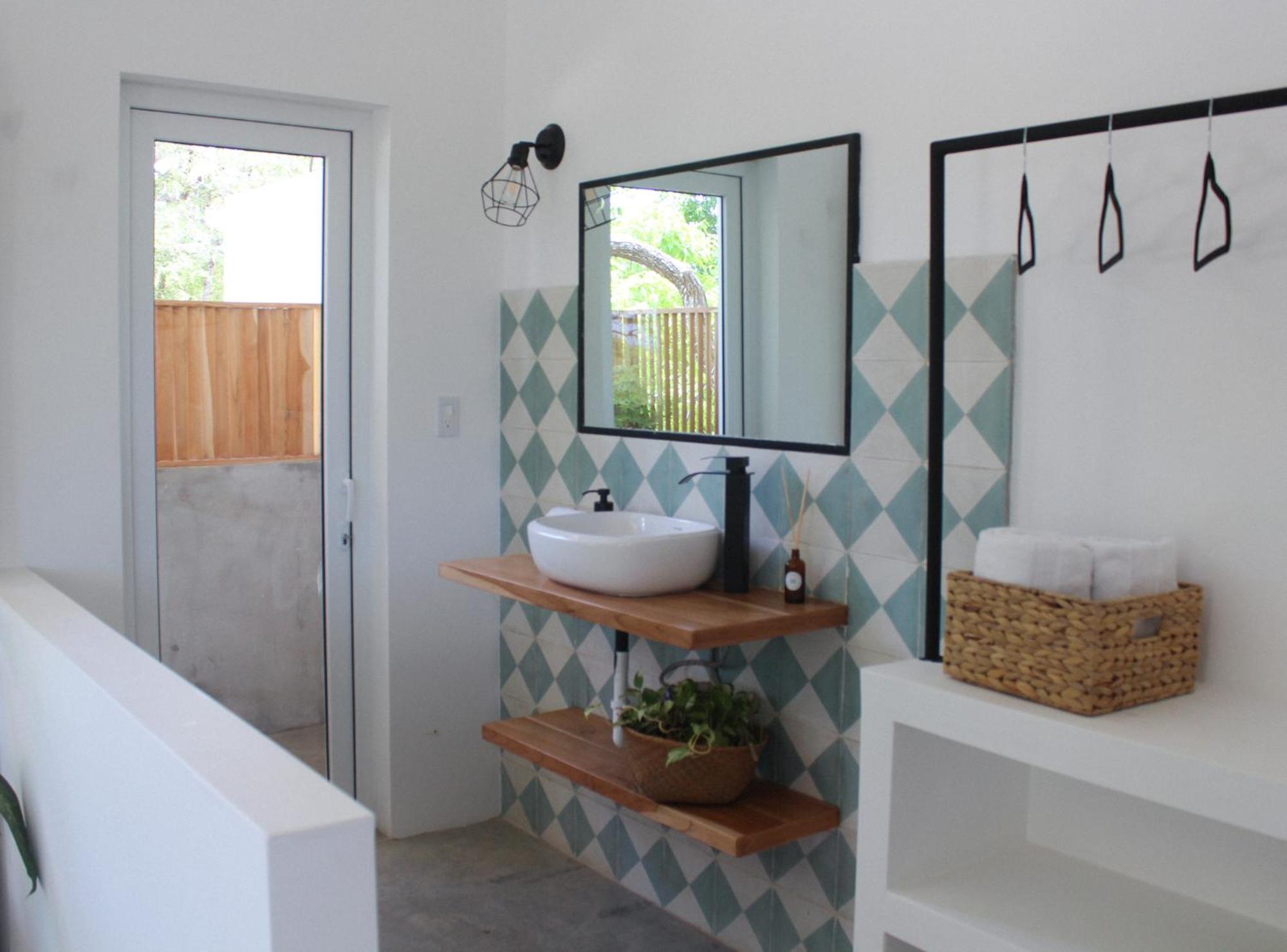 Waves & Wifi - Coworking & Coliving Space In Popoyo Salinas Dış mekan fotoğraf